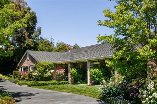1015 Bridle Way